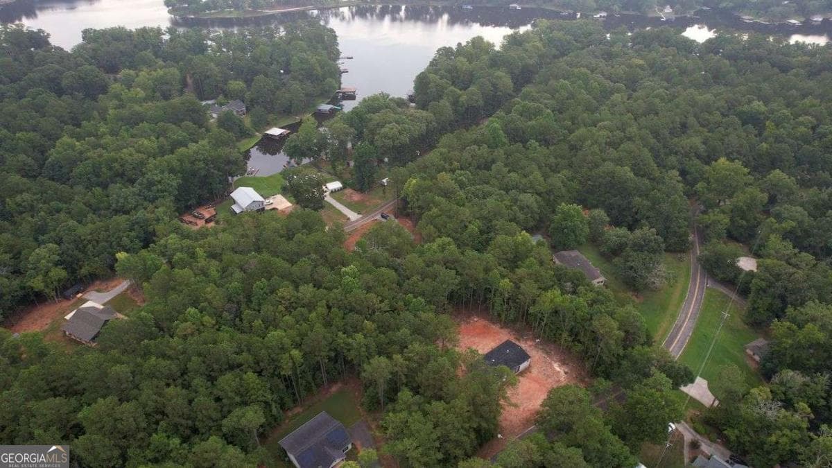 3 bedroom, 2 bathroom, 1,680 sq ft single family residence for sale at 230 Thomas Drive, Eatonton, GA 31024 — photo 5