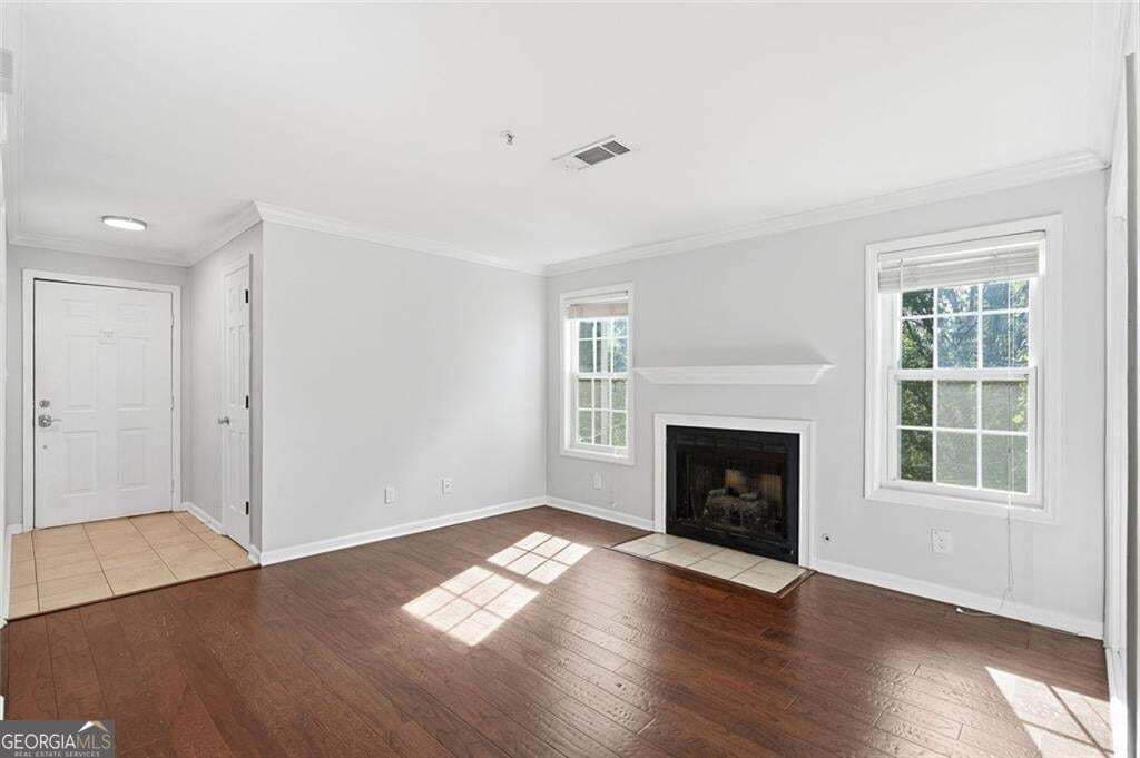 2 bedroom, 2 bathroom, 933 sq ft condominium for sale at 2068 River Heights Walk, Marietta, GA 30067 — photo 6
