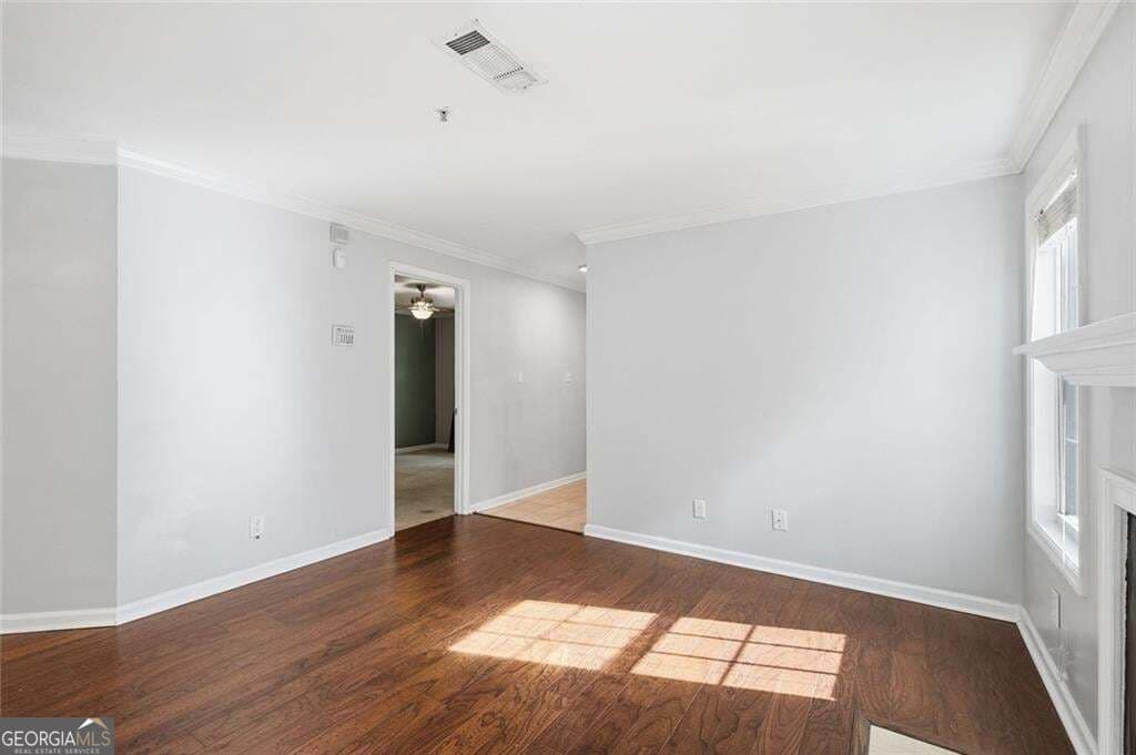 2 bedroom, 2 bathroom, 933 sq ft condominium for sale at 2068 River Heights Walk, Marietta, GA 30067 — photo 7