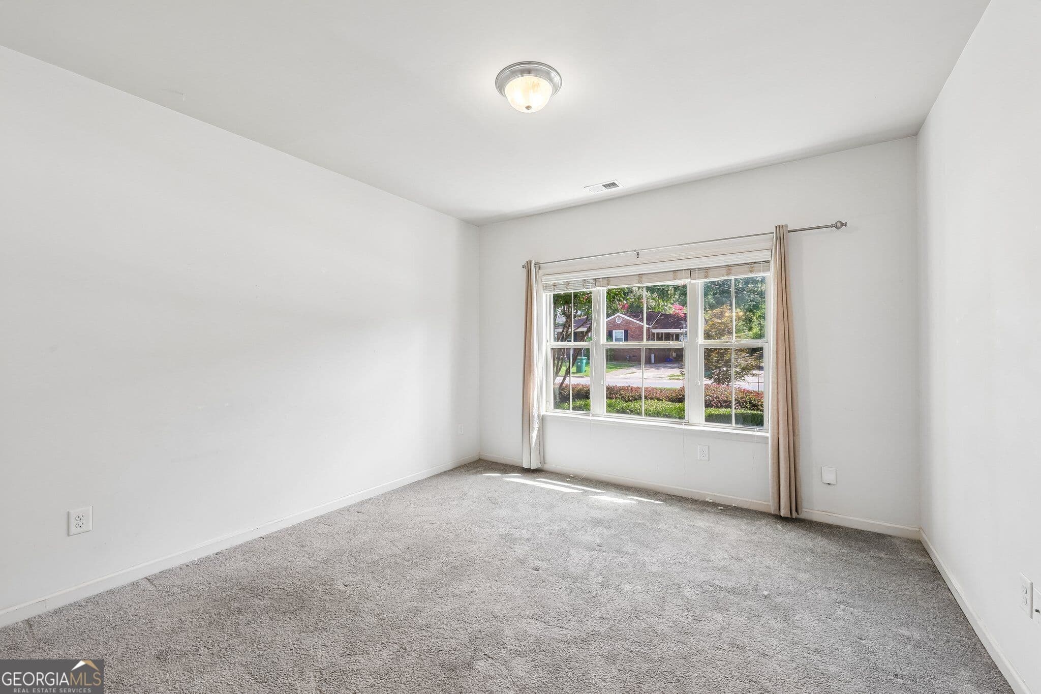 3 bedroom, 3.5 bathroom, 2,296 sq ft townhouse for sale at 1349 Hawthorne Avenue, Smyrna, GA 30080 — photo 9