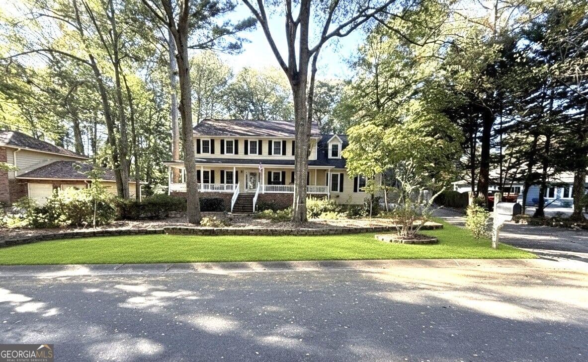 4 bedroom, 3.5 bathroom, 4,072 sq ft single family residence for sale at 153 Lakeside Drive, Peachtree City, GA 30269