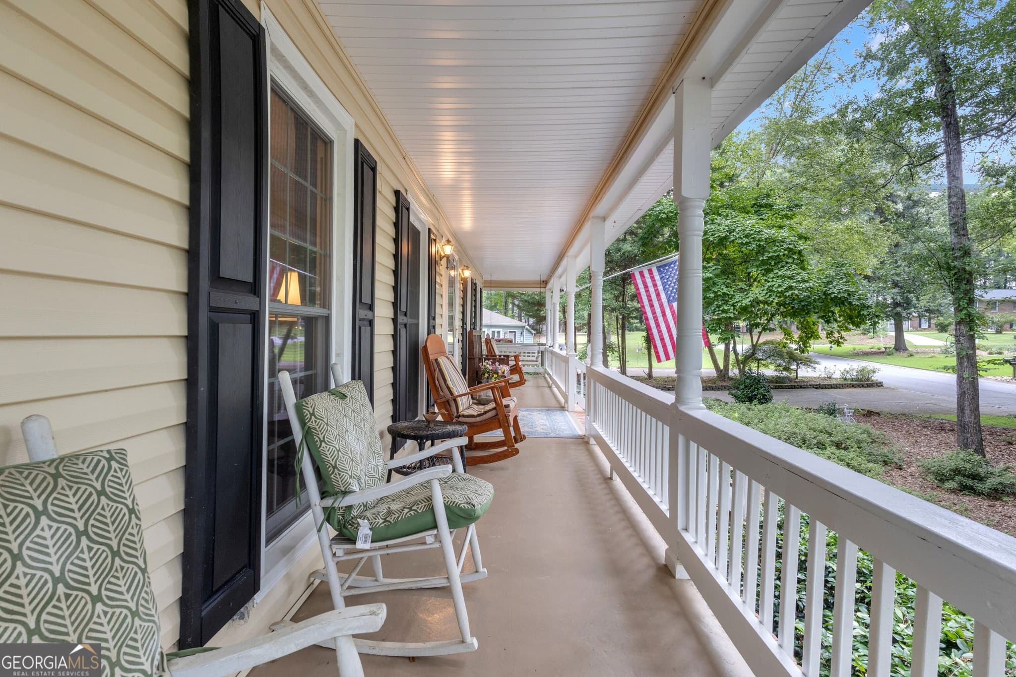4 bedroom, 3.5 bathroom, 4,072 sq ft single family residence for sale at 153 Lakeside Drive, Peachtree City, GA 30269 — photo 8