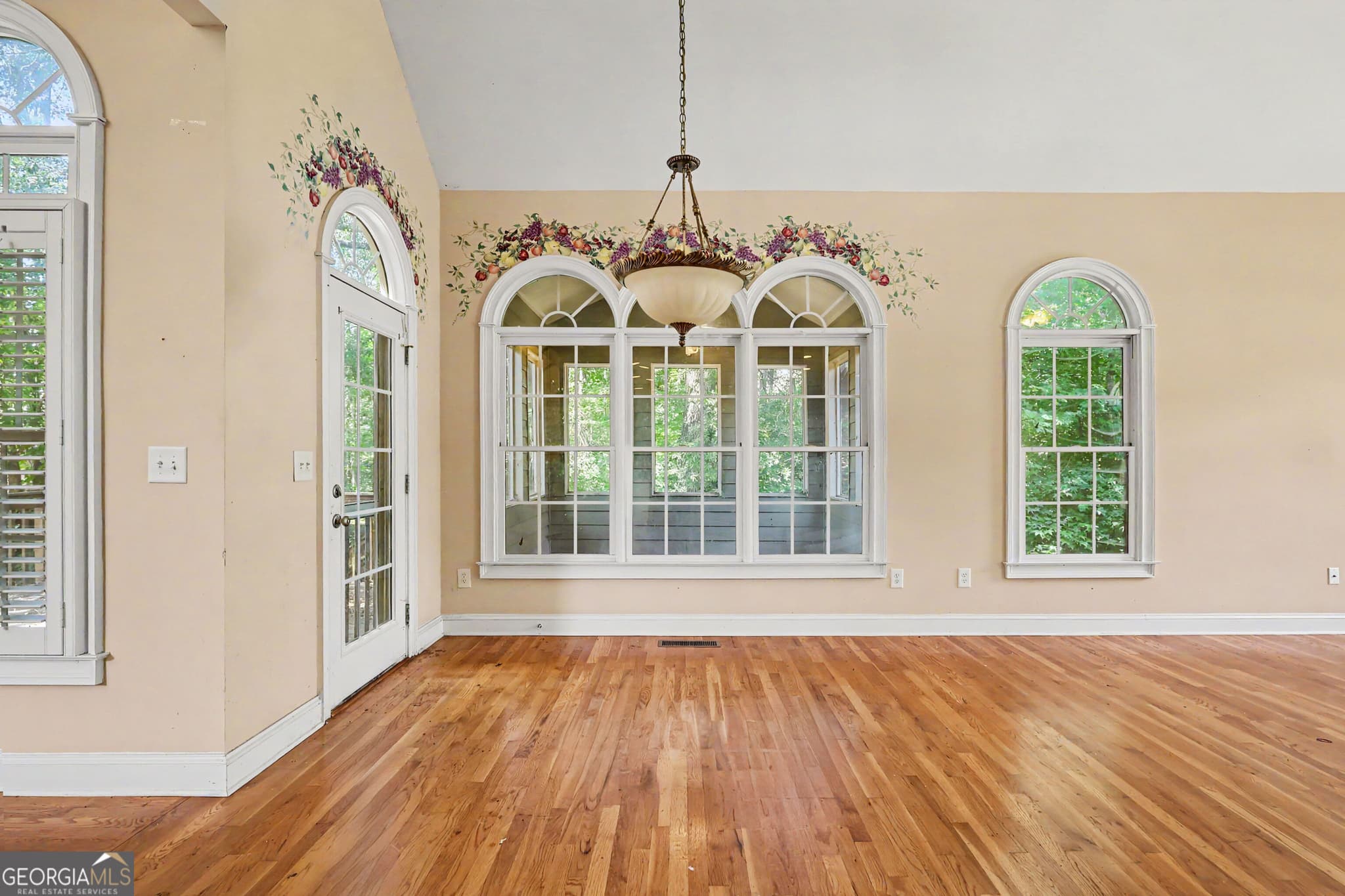 4 bedroom, 2.5 bathroom, 2,628 sq ft single family residence for sale at 2848 Lost Lakes Way, Powder Springs, GA 30127 — photo 8