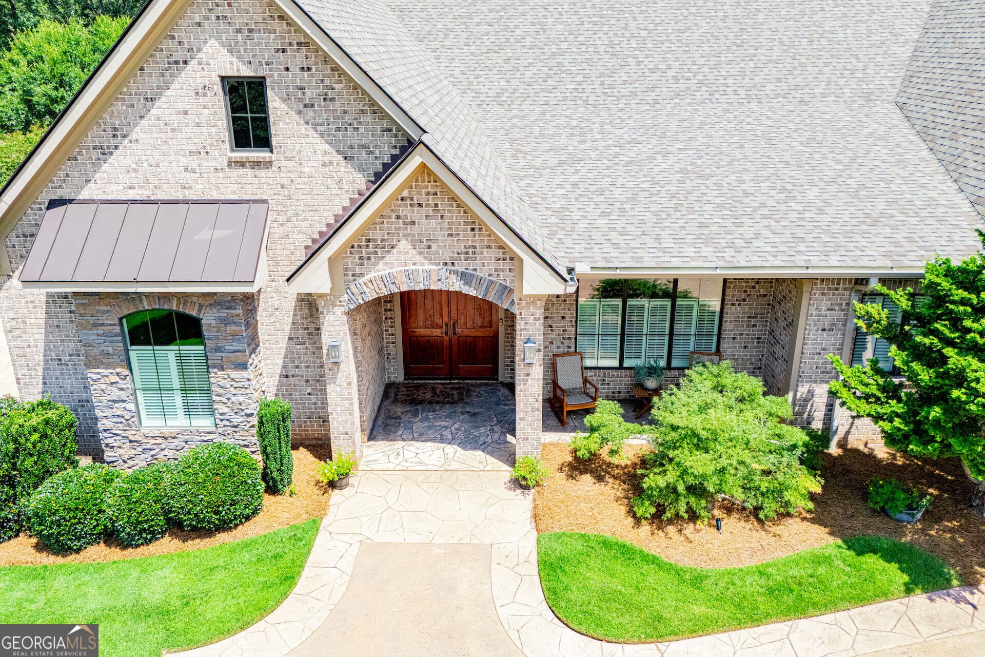 5 bedroom, 4.5 bathroom, 6,763 sq ft single family residence for sale at 109 Carson Place, Carrollton, GA 30117 — photo 3