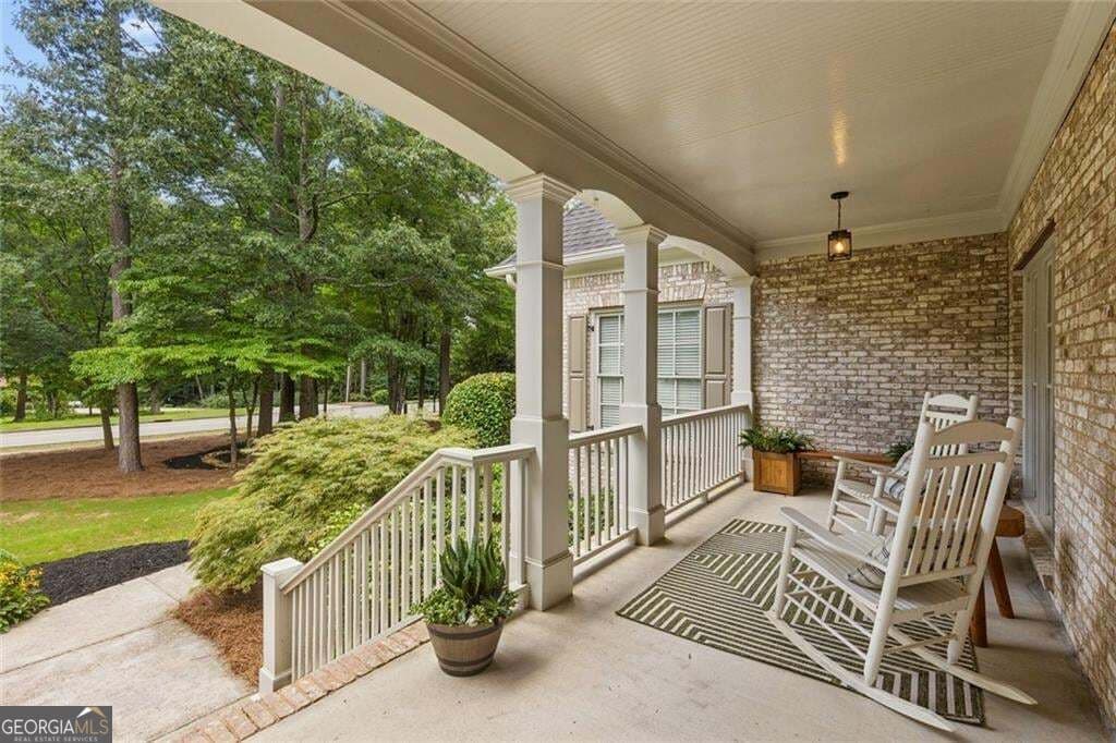 5 bedroom, 5.5 bathroom, 6,909 sq ft single family residence for sale at 12350 Charlotte Drive, Alpharetta, GA 30004 — photo 2
