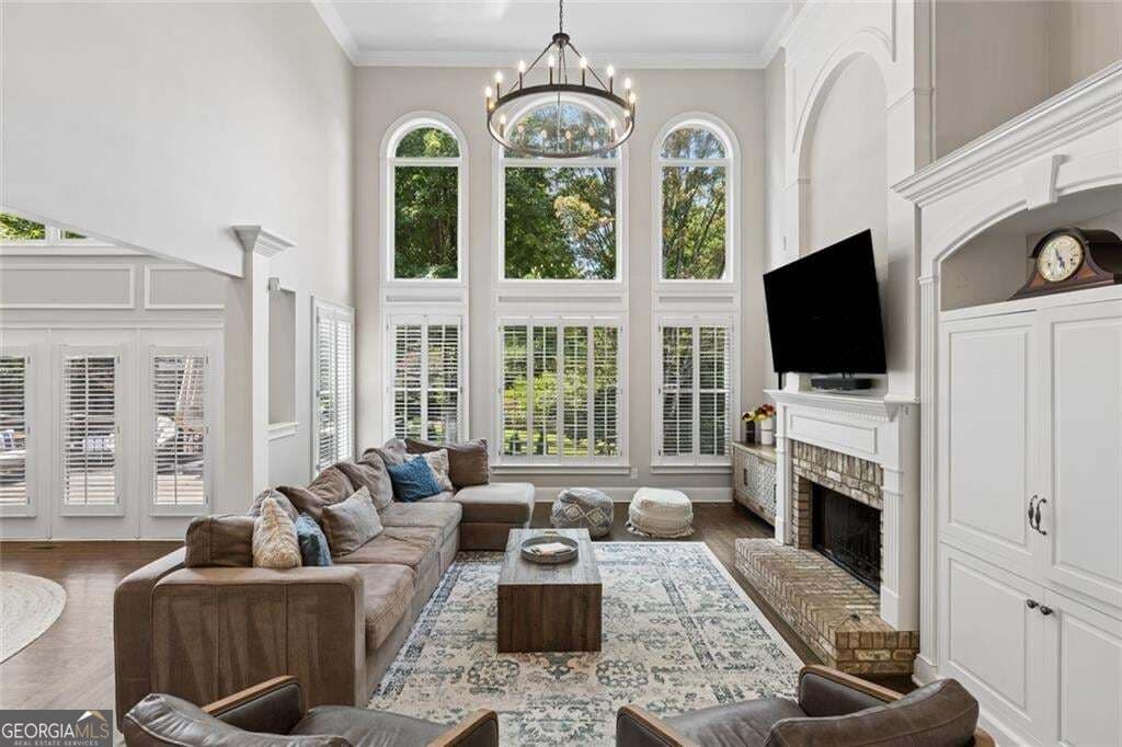 5 bedroom, 5.5 bathroom, 6,909 sq ft single family residence for sale at 12350 Charlotte Drive, Alpharetta, GA 30004 — photo 6