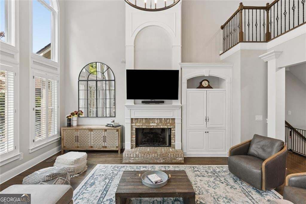 5 bedroom, 5.5 bathroom, 6,909 sq ft single family residence for sale at 12350 Charlotte Drive, Alpharetta, GA 30004 — photo 7