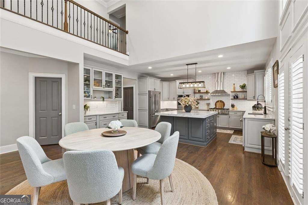 5 bedroom, 5.5 bathroom, 6,909 sq ft single family residence for sale at 12350 Charlotte Drive, Alpharetta, GA 30004 — photo 9