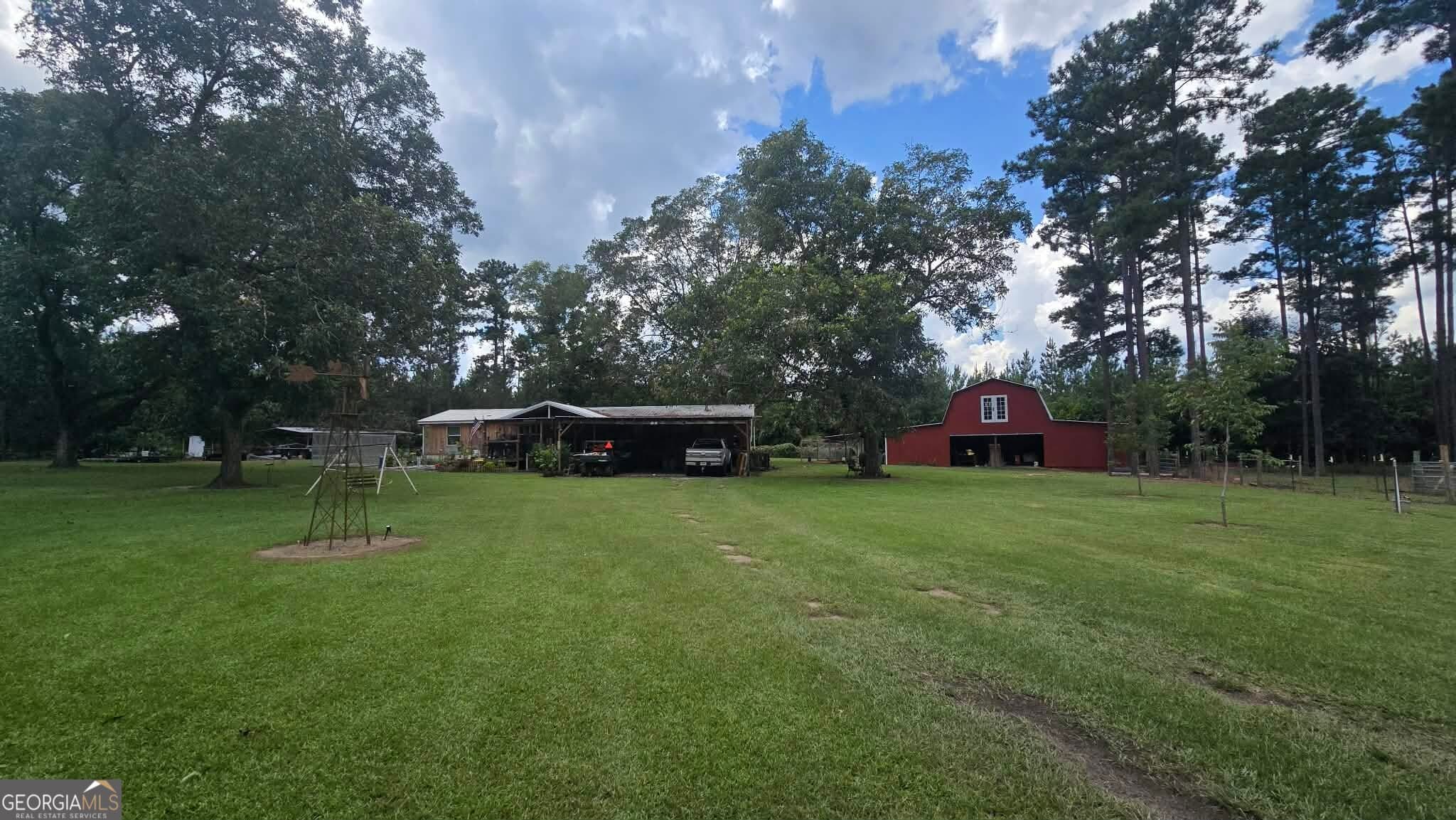 4 bedroom, 3 bathroom, 2,432 sq ft mixed use for sale at 348 Ponders Mill Road, Richland, GA 31825