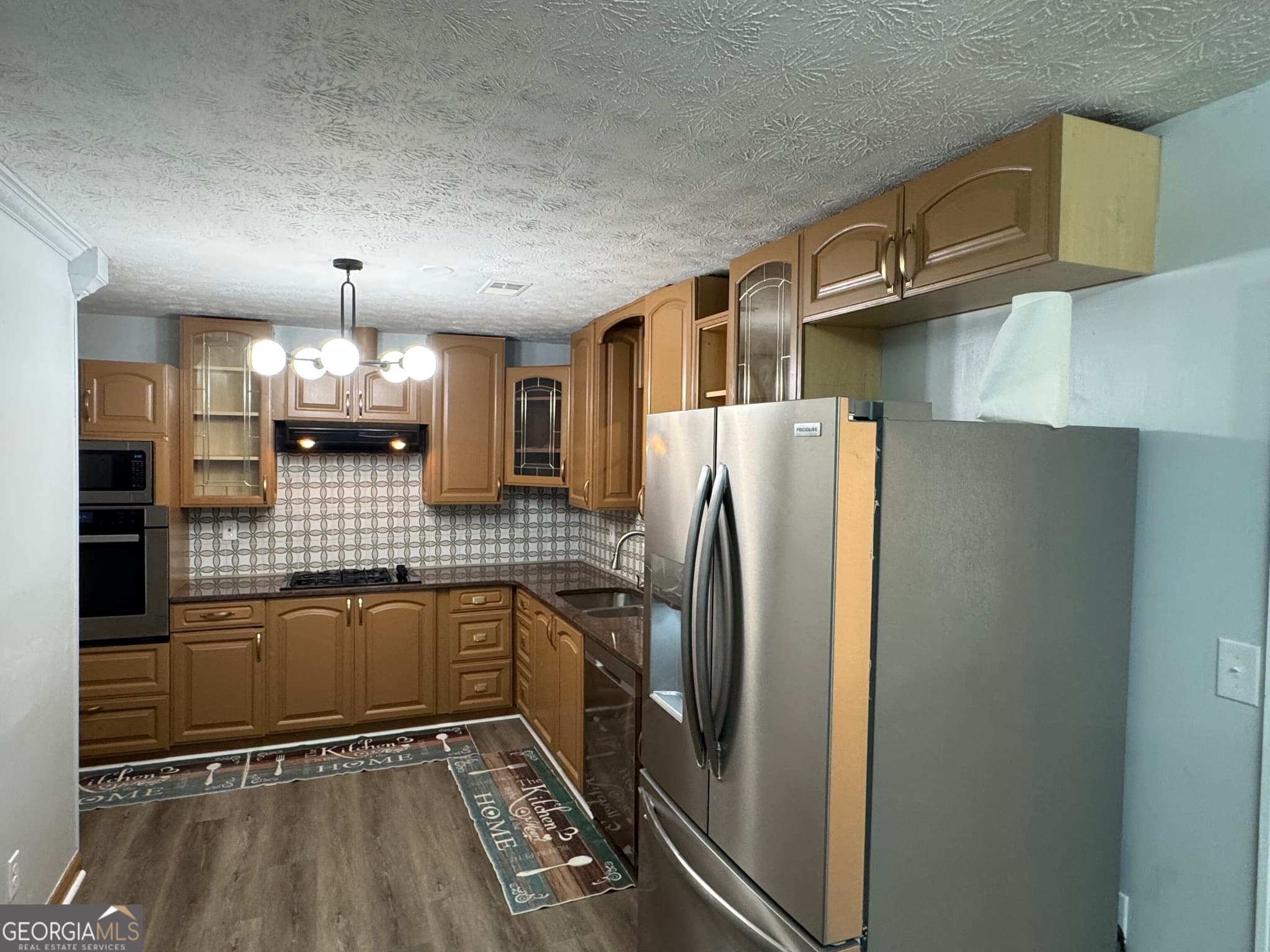 4 bedroom, 2 bathroom, 2,047 sq ft single family residence for sale at 1112 Reynolds Court, Morrow, GA 30260 — photo 7