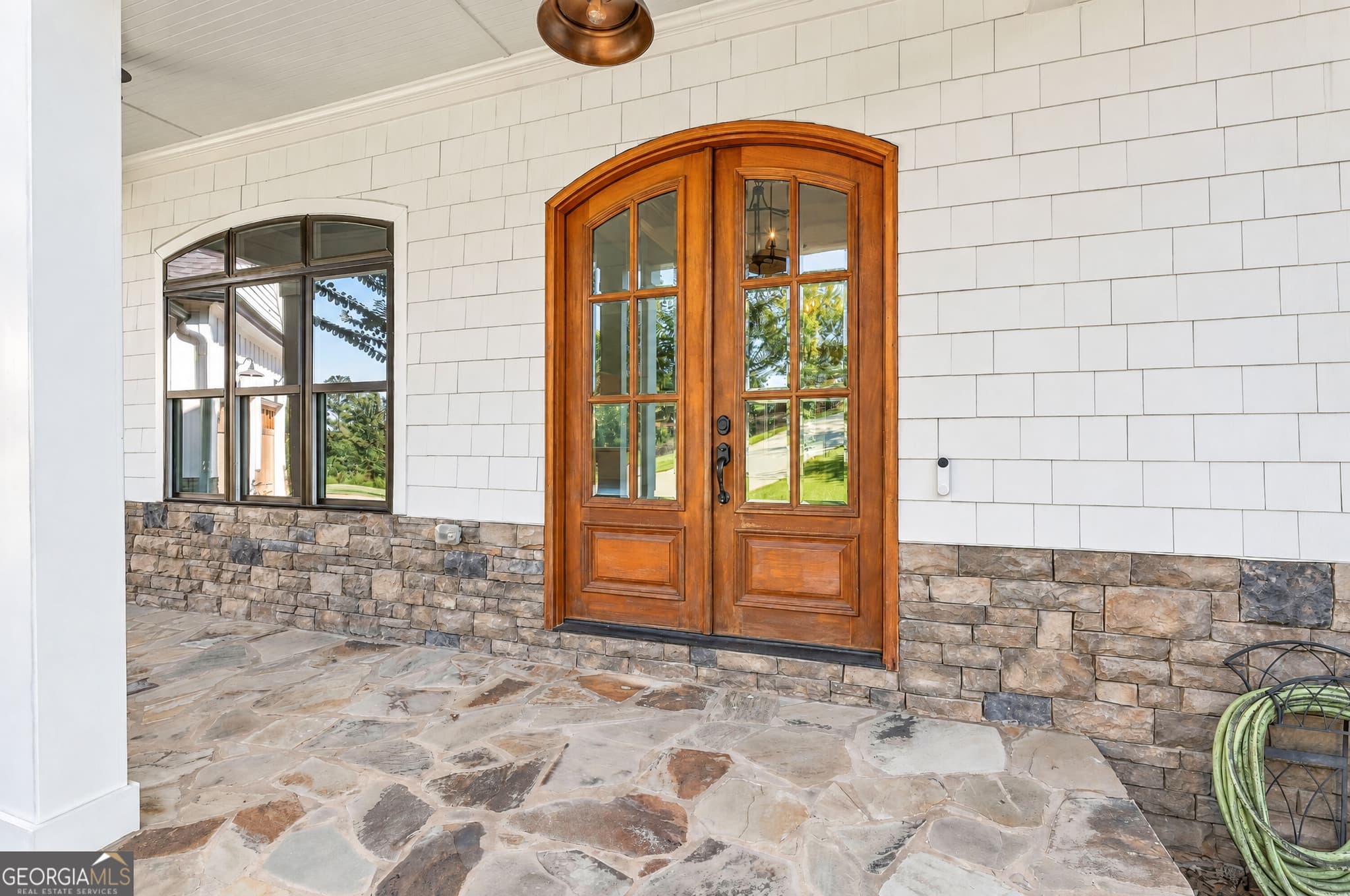 6 bedroom, 6 bathroom, 6,717 sq ft single family residence for sale at 25 Paragon Point, Newnan, GA 30265 — photo 8