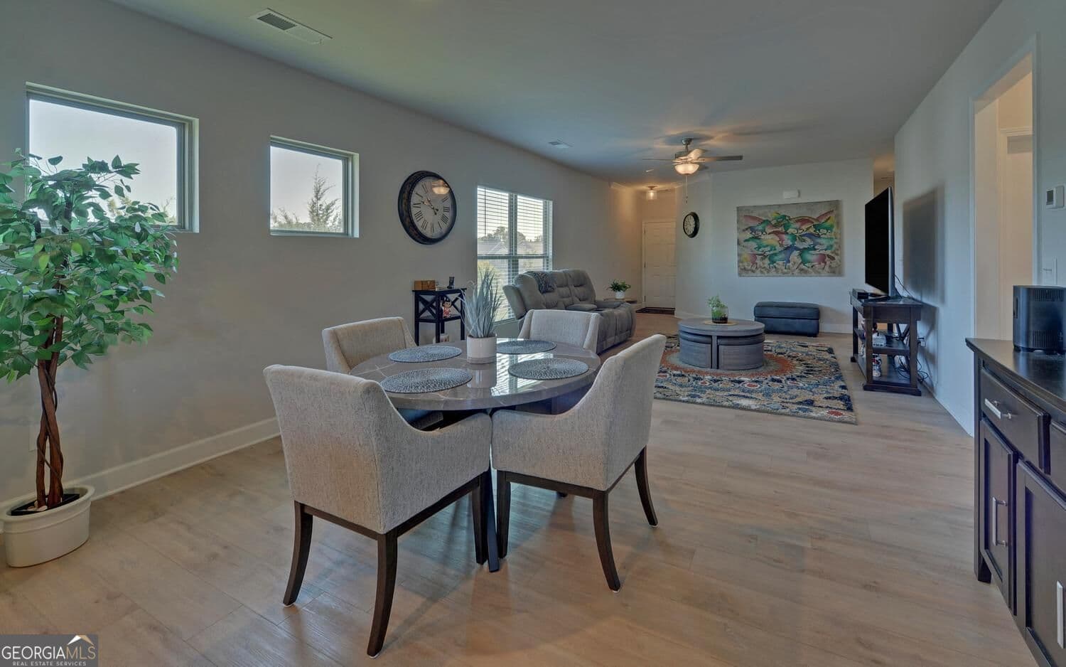 3 bedroom, 2 bathroom, 1,444 sq ft single family residence for sale at 5724 Grapewood Street, Hoschton, GA 30548 — photo 9