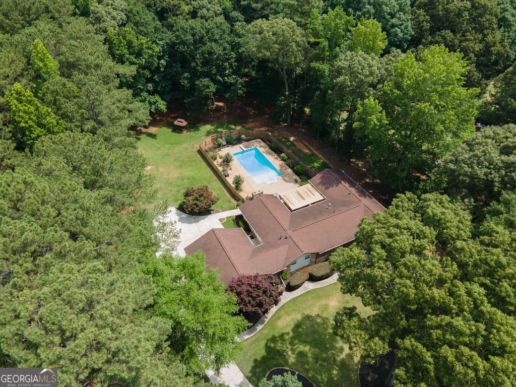 5 bedroom, 3.5 bathroom, 3,414 sq ft single family residence sold at 320 Marion Boulevard, Fayetteville, GA 30215