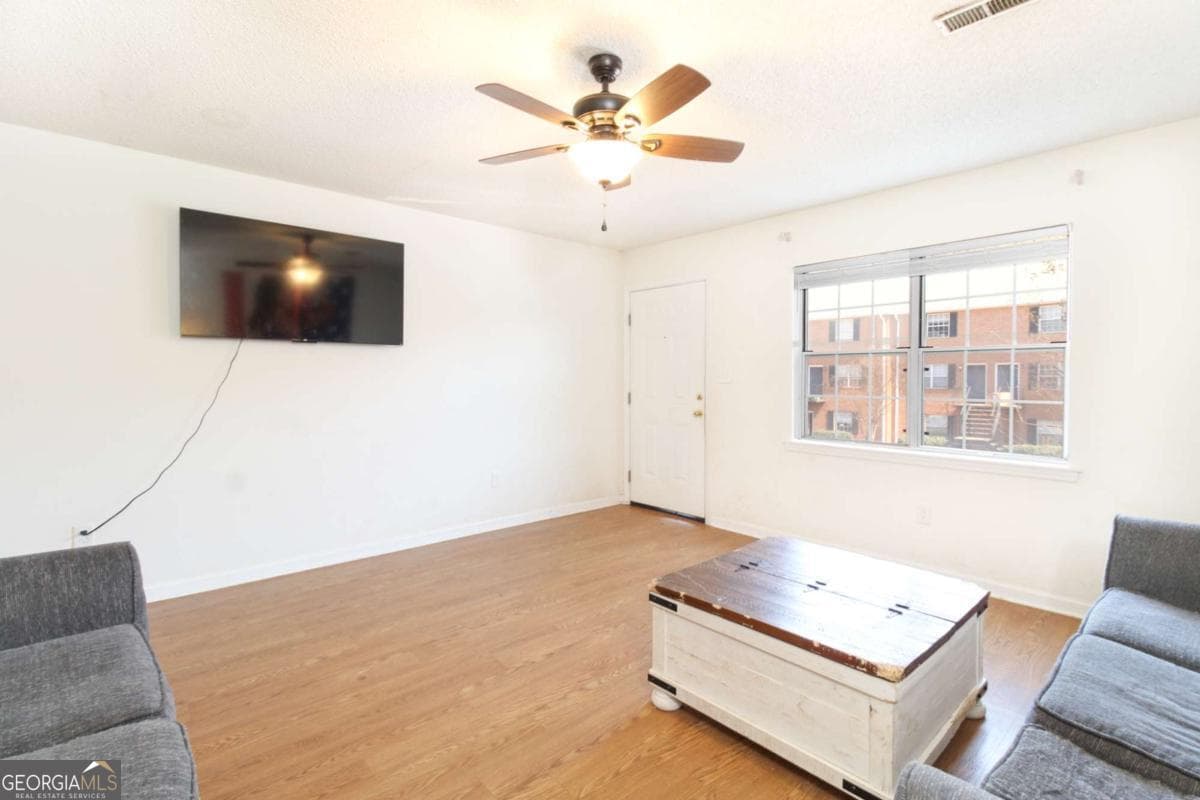 4 bedroom, 2 bathroom, 1,536 sq ft condominium for sale at 2165 Milledge Avenue E7, Athens, GA 30605 — photo 3