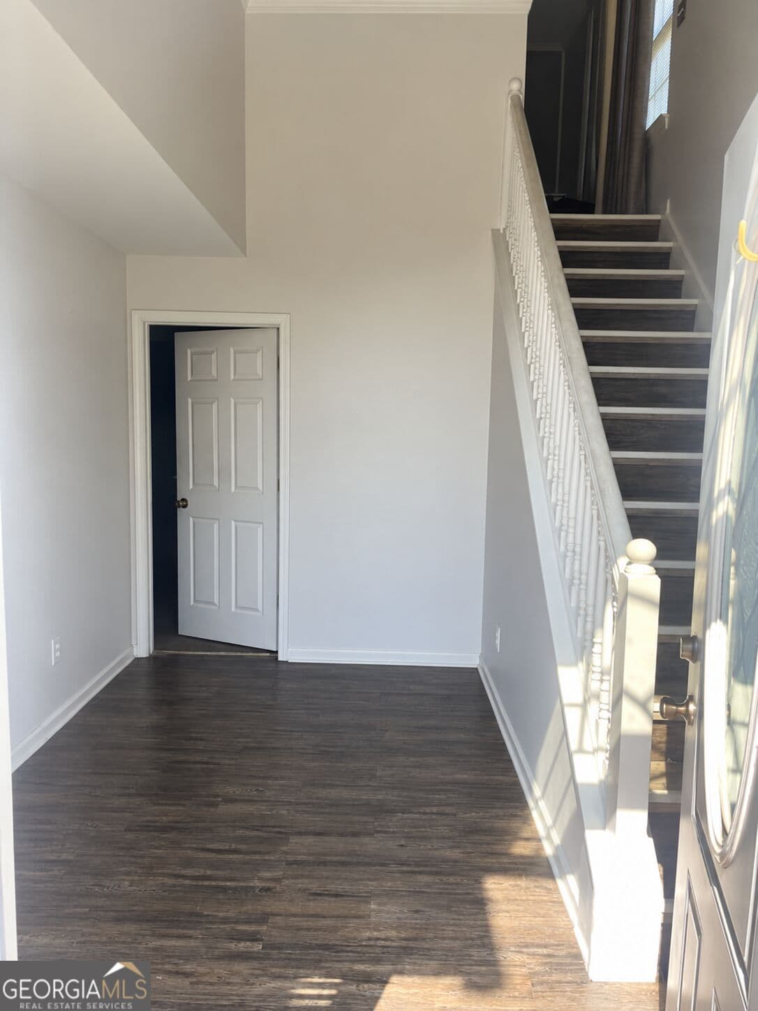 4 bedroom, 3 bathroom, 2,188 sq ft single family residence for sale at 11812 Registry Boulevard, Hampton, GA 30228 — photo 2