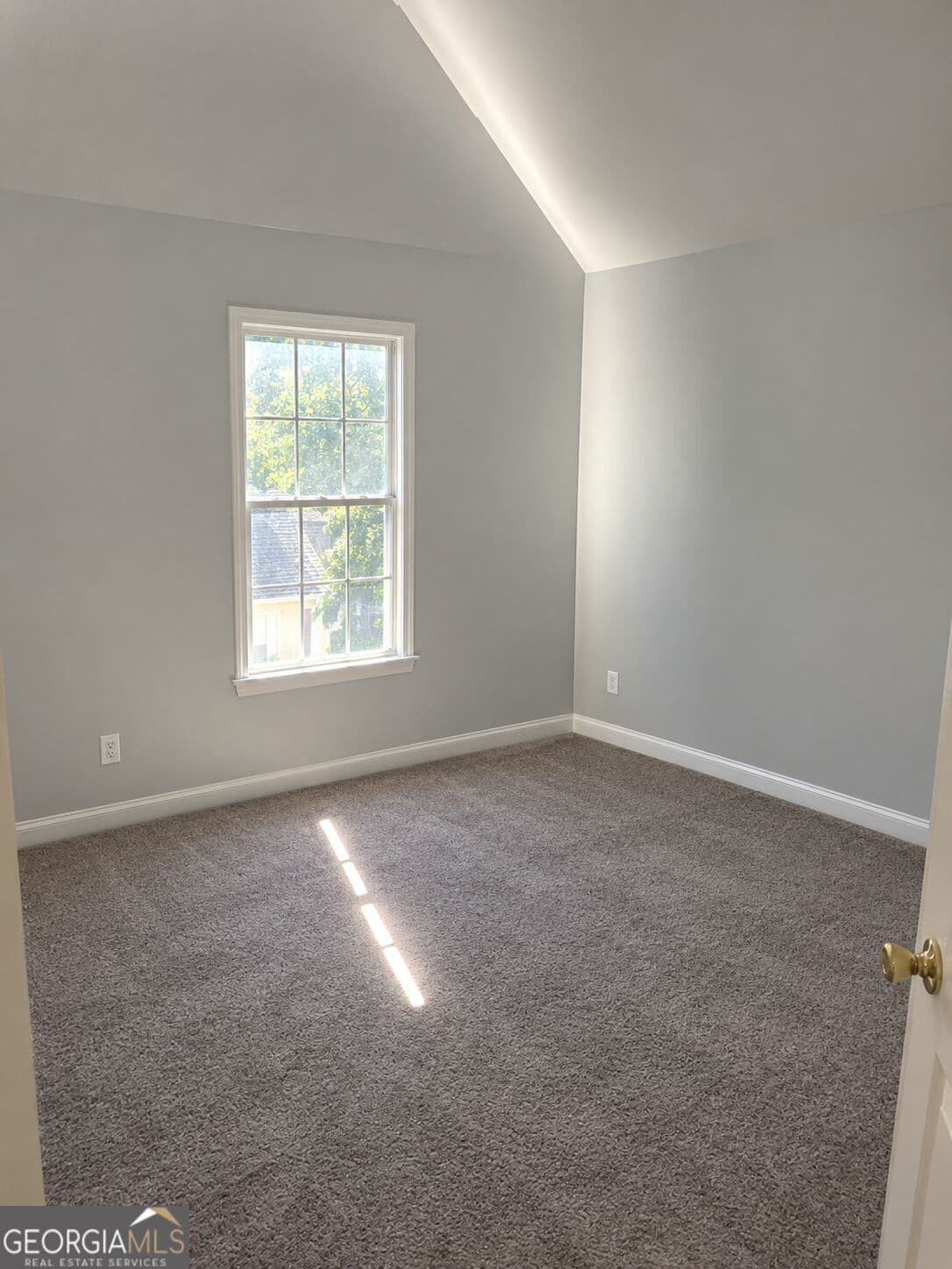4 bedroom, 3 bathroom, 2,188 sq ft single family residence for sale at 11812 Registry Boulevard, Hampton, GA 30228 — photo 9