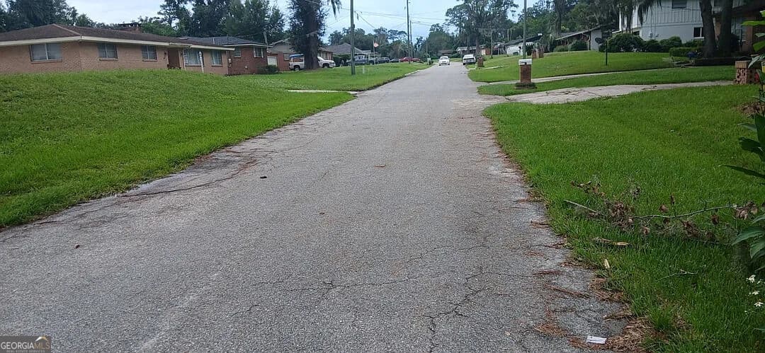 3 bedroom, 3 bathroom, 2,238 sq ft single family residence for sale at 1704 Memory Lane, Jacksonville, FL 32210 — photo 3