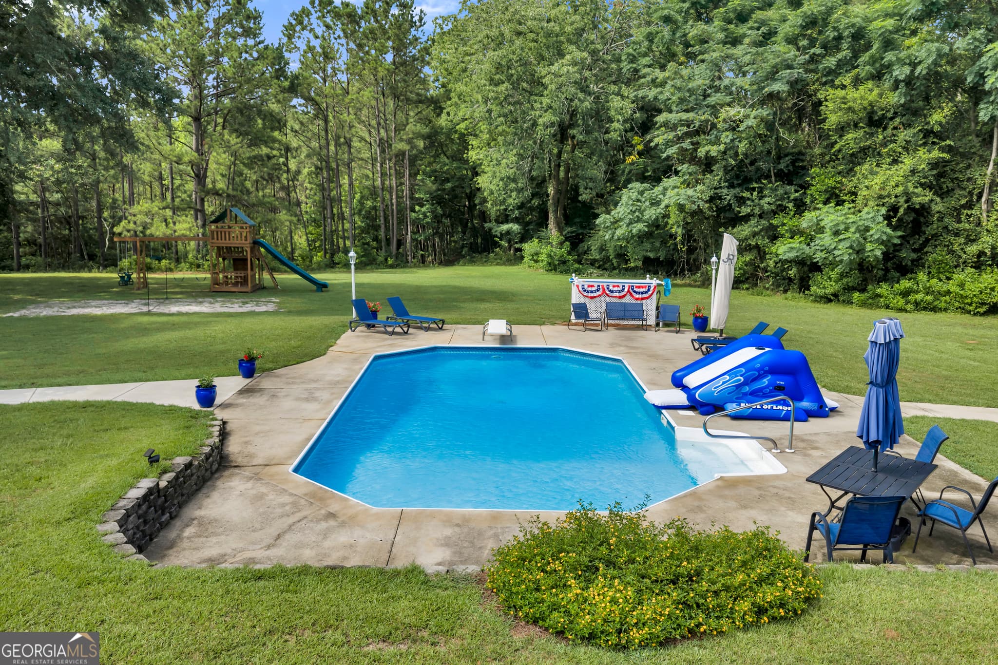 4 bedroom, 3.5 bathroom, 3,580 sq ft single family residence under contract at 20 Hurst Road, Ellaville, GA 31806 — photo 2