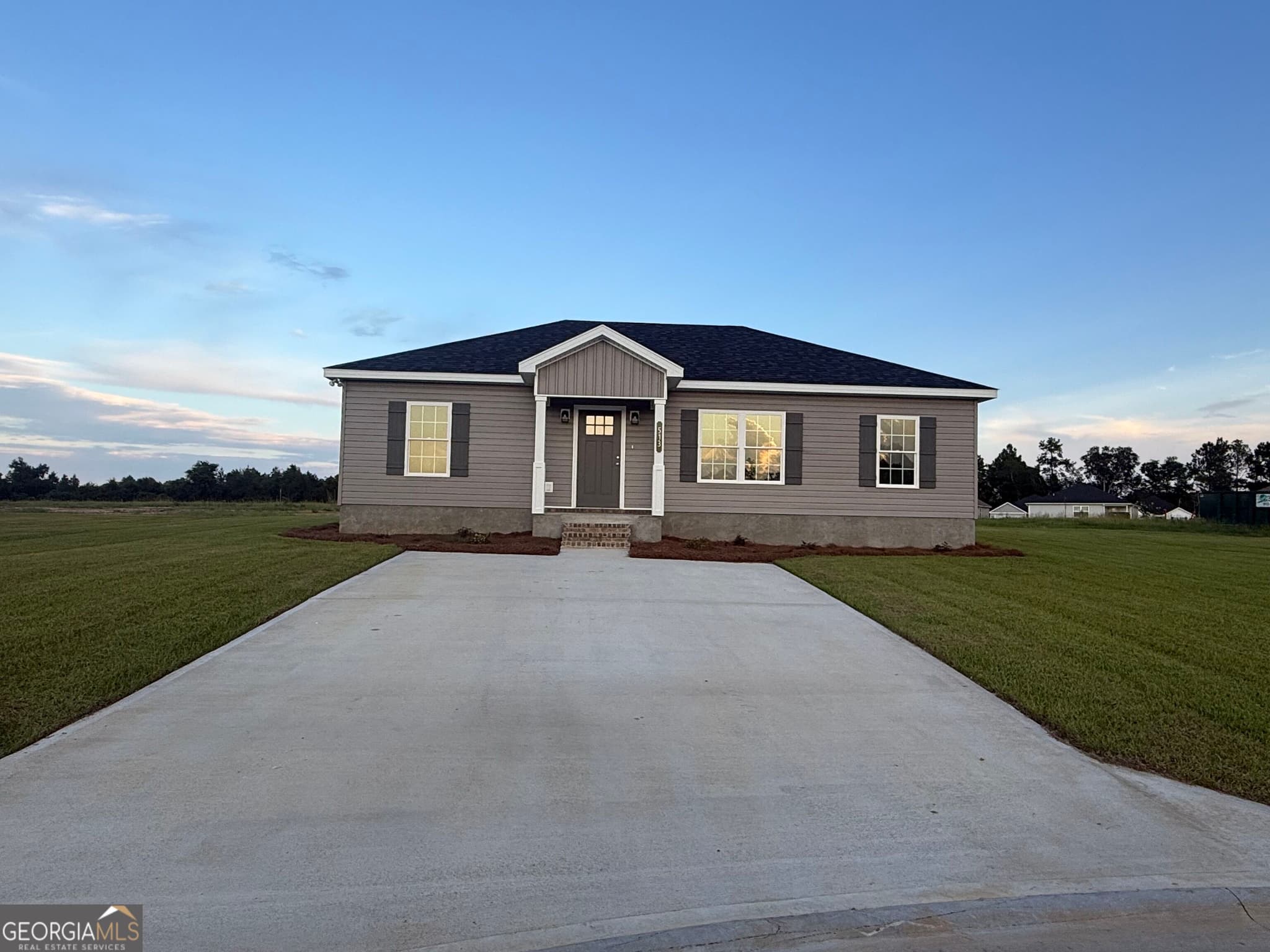 3 bedroom, 2 bathroom, 1,230 sq ft single family residence for sale at 513 Nickies Way, Statesboro, GA 30458 — photo 1 of 17