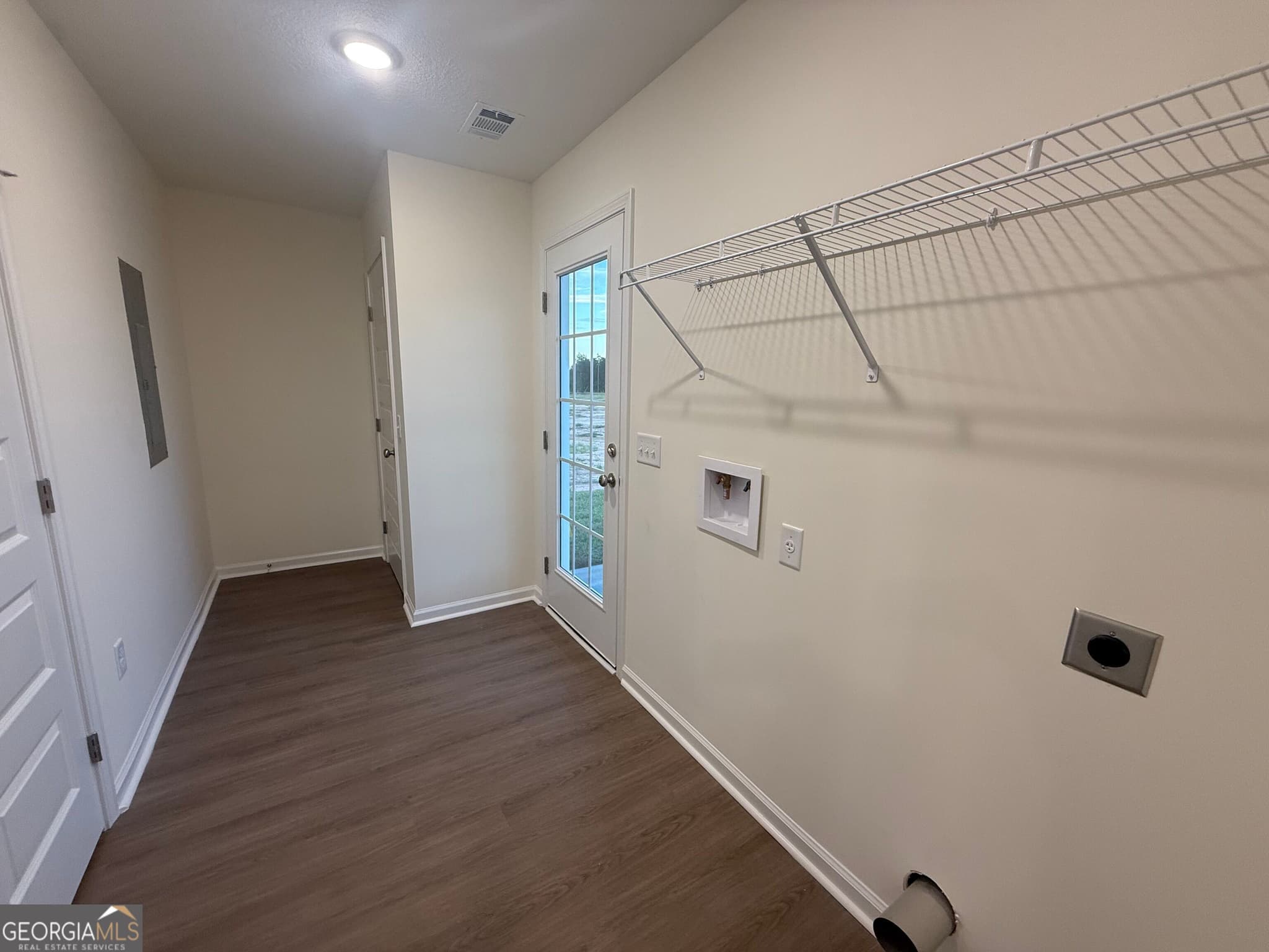 3 bedroom, 2 bathroom, 1,230 sq ft single family residence for sale at 513 Nickies Way, Statesboro, GA 30458 — photo 9