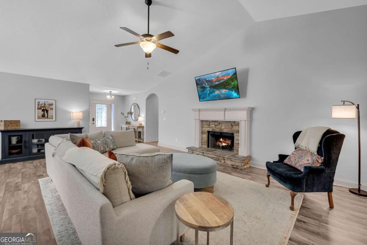 4 bedroom, 2 bathroom, 2,258 sq ft single family residence for sale at 111 Buttercup Lane, Bogart, GA 30622 — photo 10