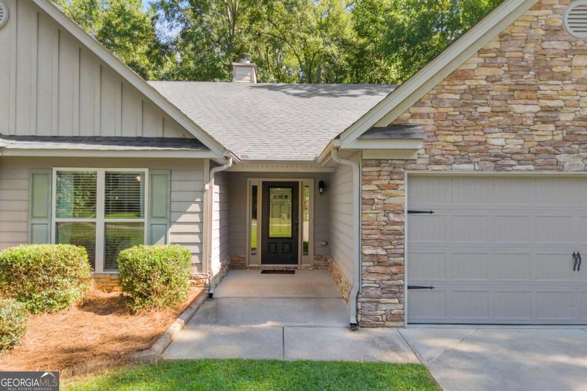 4 bedroom, 2 bathroom, 2,258 sq ft single family residence for sale at 111 Buttercup Lane, Bogart, GA 30622 — photo 4
