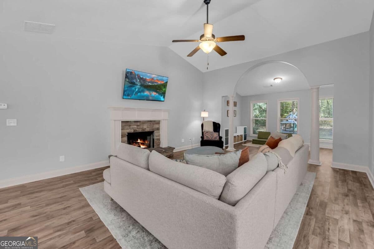 4 bedroom, 2 bathroom, 2,258 sq ft single family residence for sale at 111 Buttercup Lane, Bogart, GA 30622 — photo 8