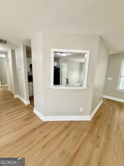 3 bedroom, 2 bathroom, 1,462 sq ft single family residence for rent at 2919 Stone Road, East Point, GA 30344 for $2,300 a month — photo 4