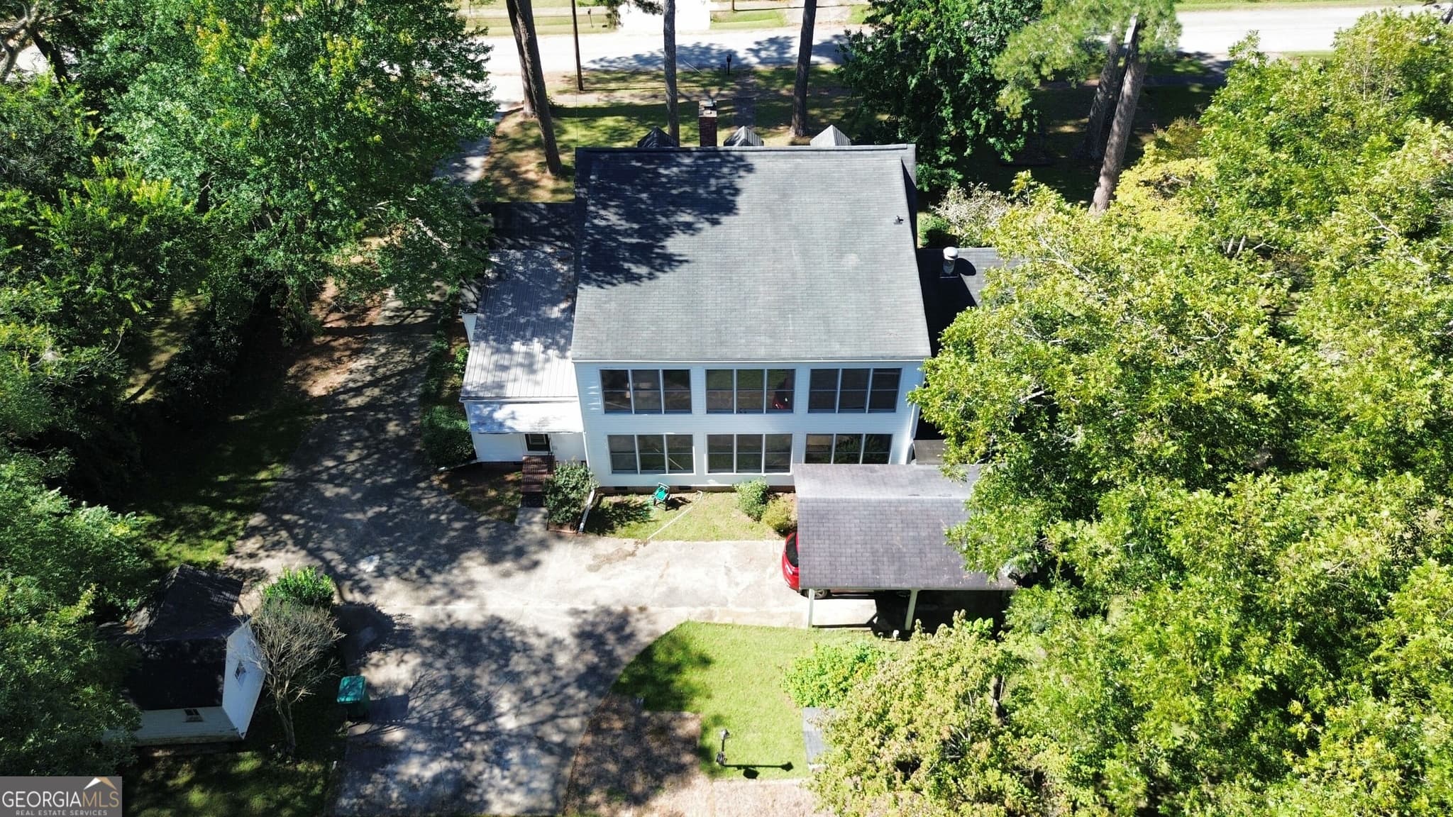 4 bedroom, 2 bathroom, 2,964 sq ft single family residence for sale at 803 Dolvin Avenue, Union Point, GA 30669 — photo 4