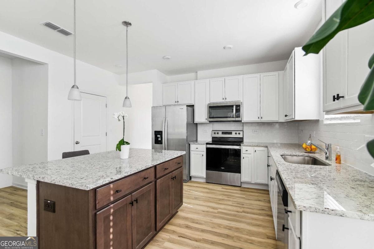 3 bedroom, 2 bathroom, 1,519 sq ft townhouse for rent at 1724 Tolstoy Lane 1724, Stockbridge, GA 30281 for $2,295 a month — photo 3