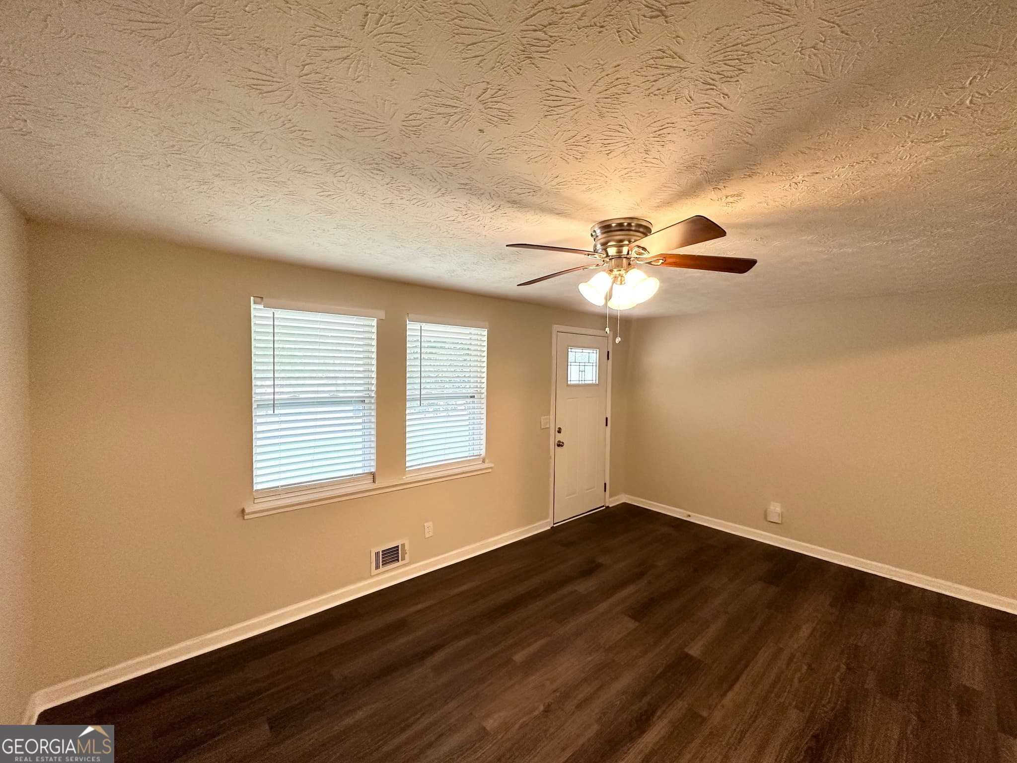 4 bedroom, 2.5 bathroom, 1,774 sq ft single family residence for sale at 6026 S Bear Drive, Douglasville, GA 30135 — photo 3