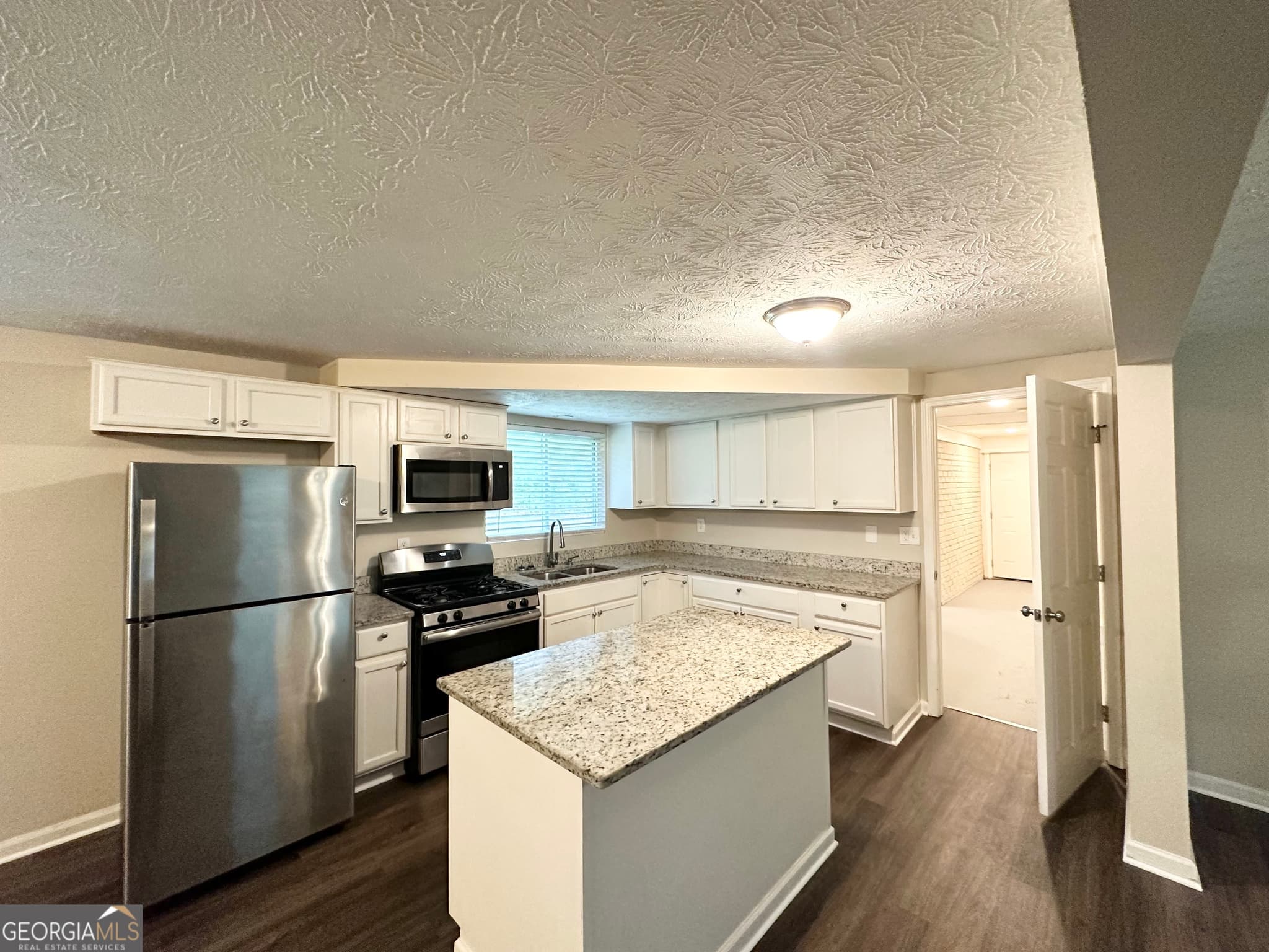 4 bedroom, 2.5 bathroom, 1,774 sq ft single family residence for sale at 6026 S Bear Drive, Douglasville, GA 30135 — photo 5