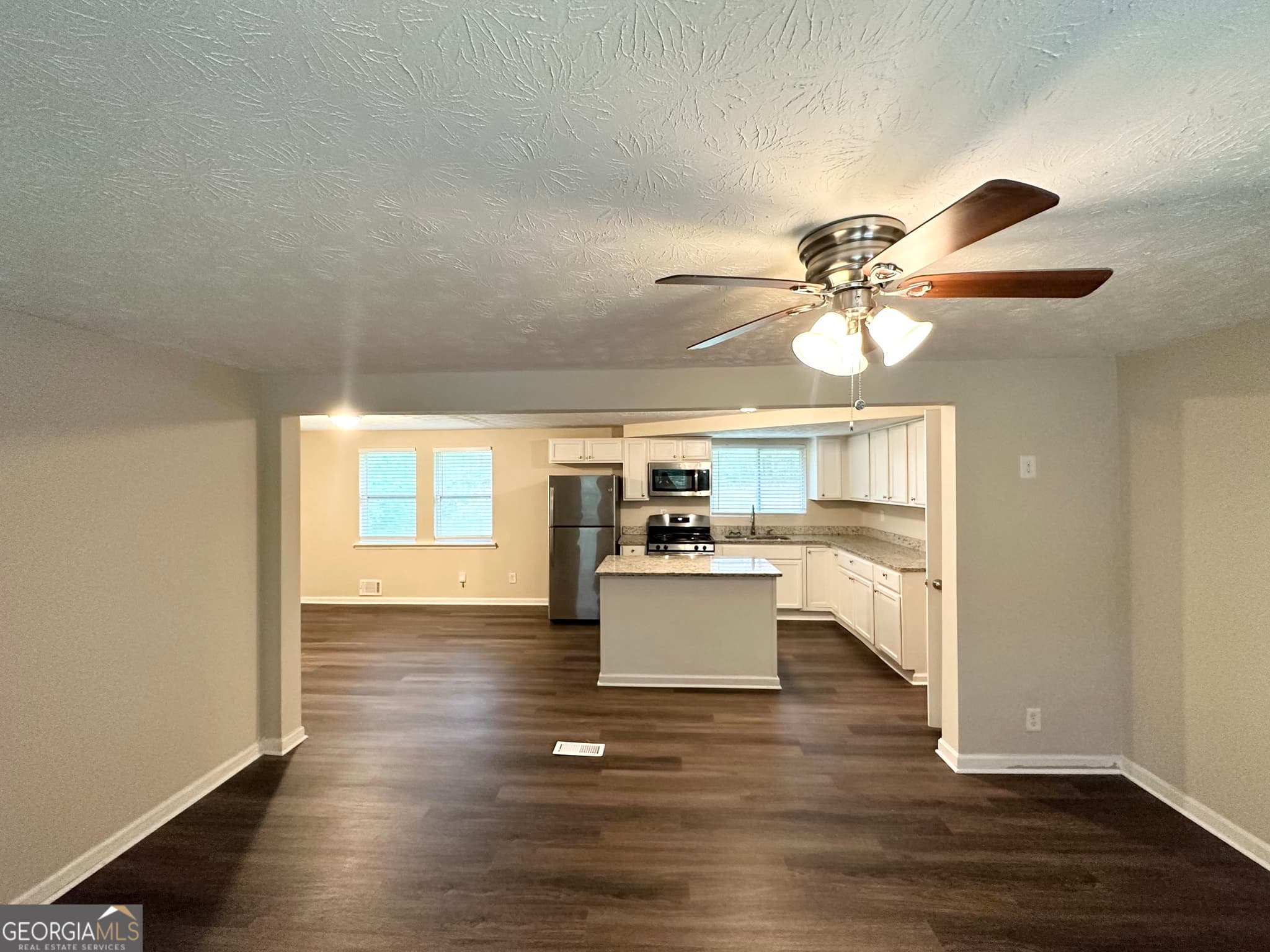 4 bedroom, 2.5 bathroom, 1,774 sq ft single family residence for sale at 6026 S Bear Drive, Douglasville, GA 30135 — photo 4