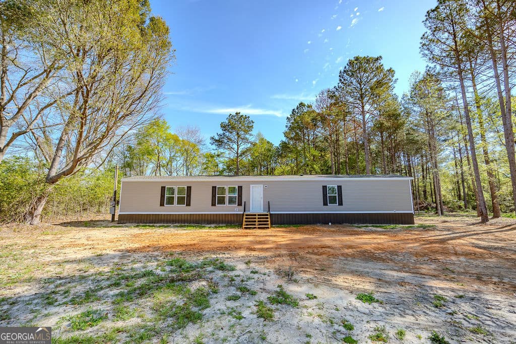 30 bedroom, 2 bathroom, 1,280 sq ft manufactured home,single family residence sold at 465 McCord Road, East Dublin, GA 31027