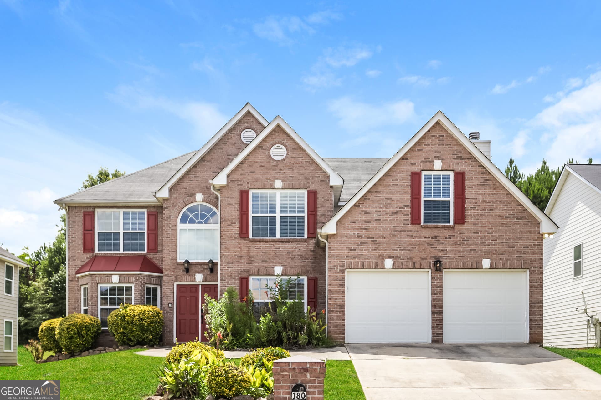 4 bedroom, 3.5 bathroom, 3,332 sq ft single family residence for sale at 180 Hawken Trail, Mcdonough, GA 30253 — photo 2