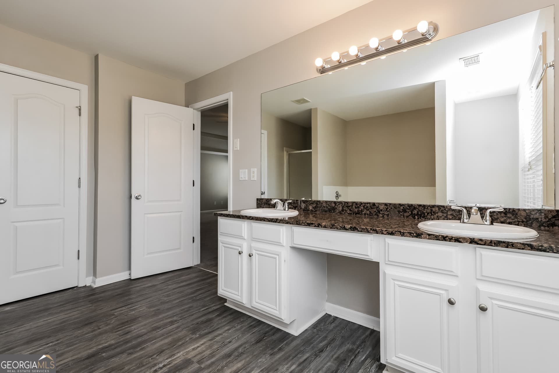 4 bedroom, 3.5 bathroom, 3,332 sq ft single family residence for sale at 180 Hawken Trail, Mcdonough, GA 30253 — photo 10