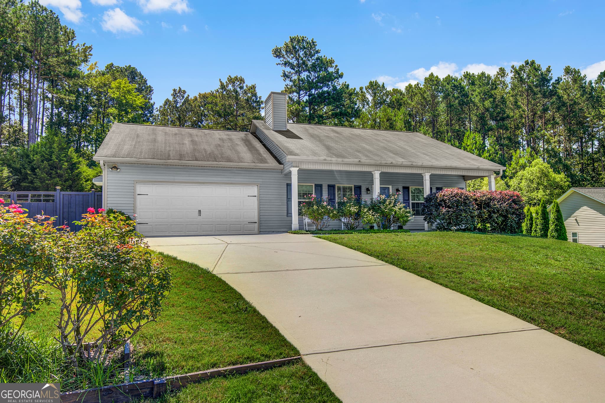 3 bedroom, 2 bathroom, 1,524 sq ft single family residence sold at 175 Spring Circle, Senoia, GA 30276