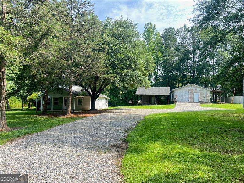 2 bedroom, 1 bathroom, 1,552 sq ft single family residence for sale at 340 Womack Avenue, Dallas, GA 30157