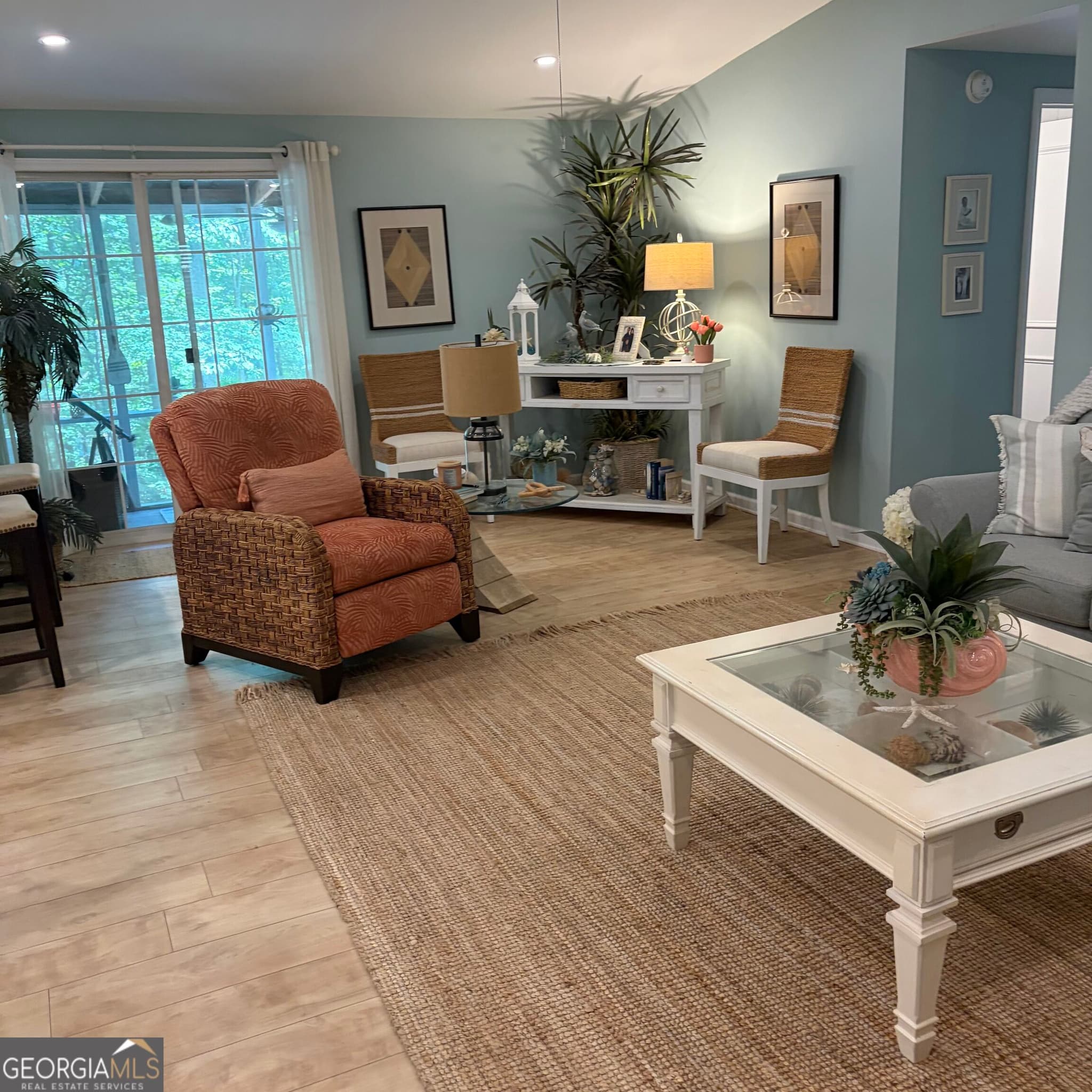 3 bedroom, 2 bathroom, 1,272 sq ft manufactured home,single family residence for sale at 11 Jimmy Parish Drive 15, Lavonia, GA 30553 — photo 2