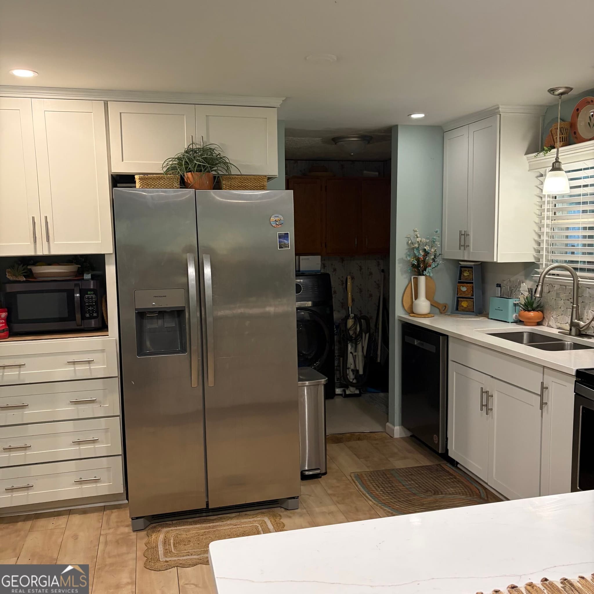 3 bedroom, 2 bathroom, 1,272 sq ft manufactured home,single family residence for sale at 11 Jimmy Parish Drive 15, Lavonia, GA 30553 — photo 7