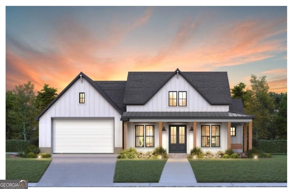 4 bedroom, 3.5 bathroom, 1,940 sq ft single family residence for sale at 635 N Lake Circle, Oxford, GA 30054