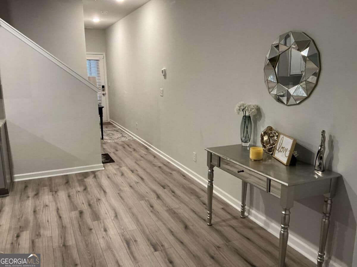 3 bedroom, 2.5 bathroom townhouse for sale at 11607 Chatham Drive, Hampton, GA 30228 — photo 6