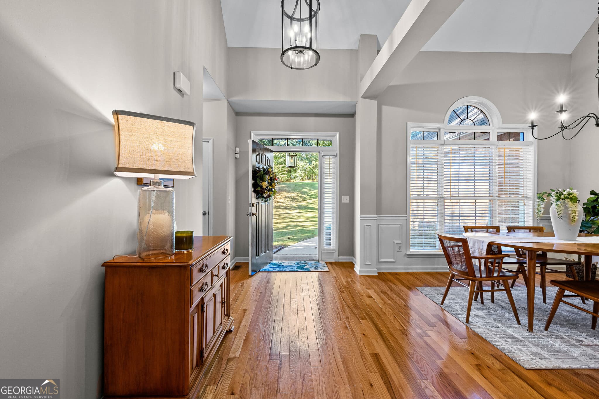 4 bedroom, 3 bathroom, 3,300 sq ft single family residence for sale at 25 Lyndhurst Way, Sharpsburg, GA 30277 — photo 6