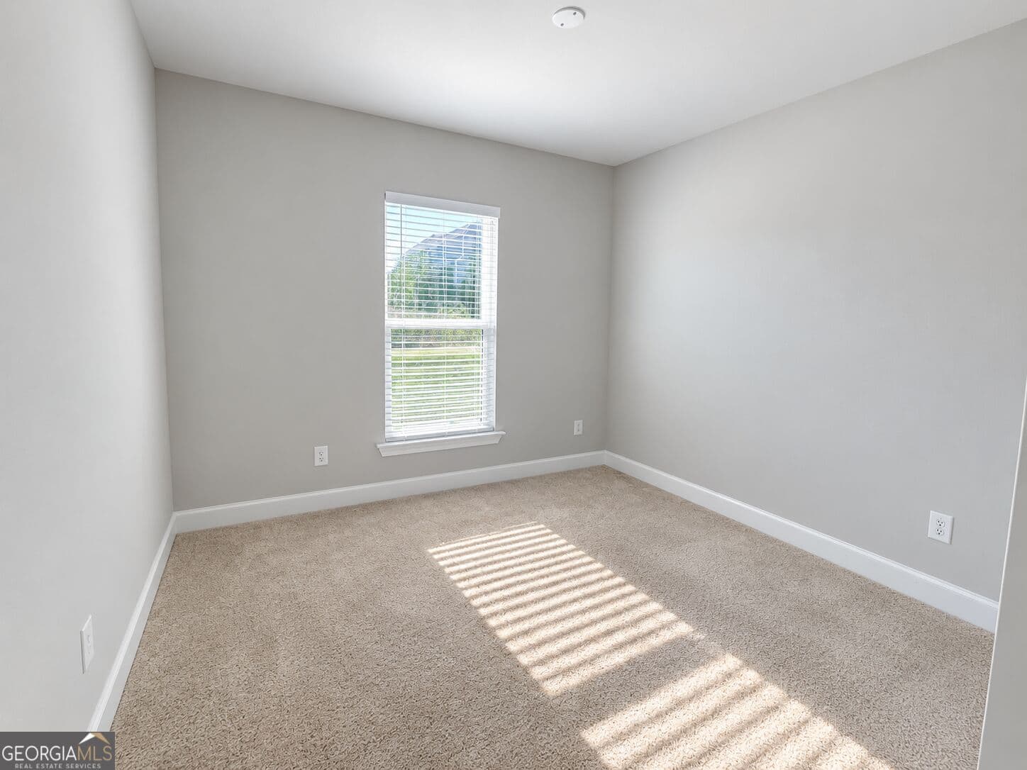 5 bedroom, 4 bathroom, 3,161 sq ft single family residence for sale at 502 Albertson Avenue, Peachtree City, GA 30269 — photo 9