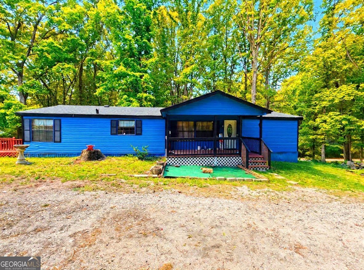 3 bedroom, 2 bathroom, 1,568 sq ft manufactured home,single family residence for sale at 4990 Bryant Quarter Road, Gillsville, GA 30543 — photo 1 of 6
