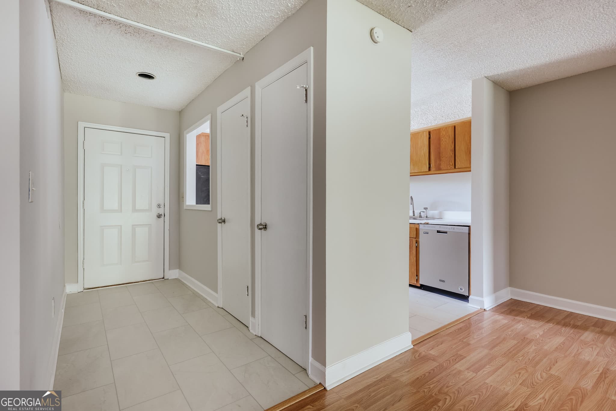 2 bedroom, 2 bathroom, 1,168 sq ft condominium for sale at 290 Appleby Drive 153, Athens, GA 30605 — photo 6