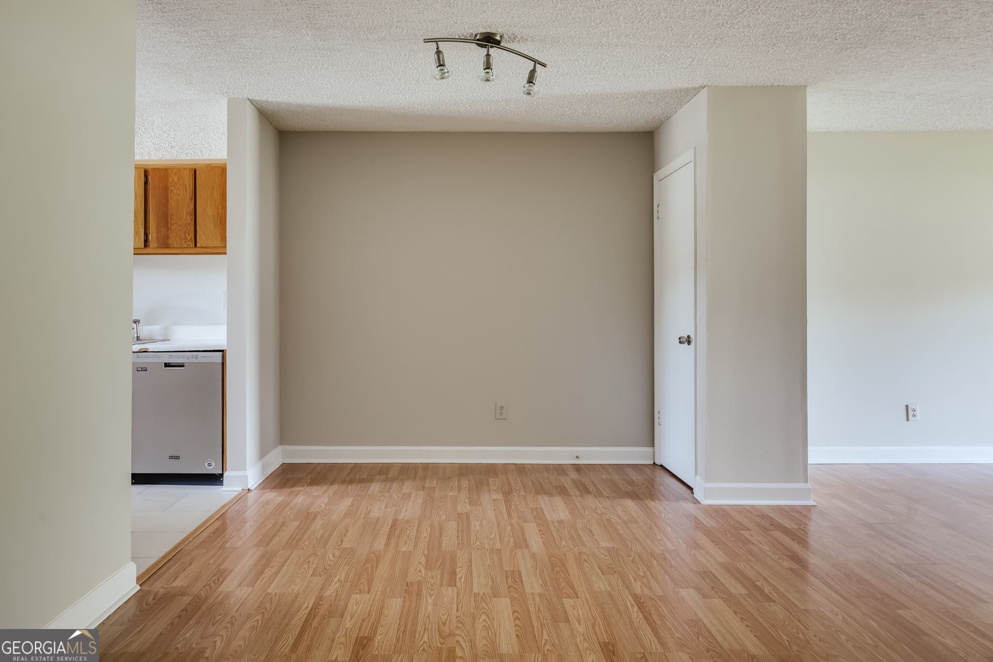 2 bedroom, 2 bathroom, 1,168 sq ft condominium for sale at 290 Appleby Drive 153, Athens, GA 30605 — photo 7