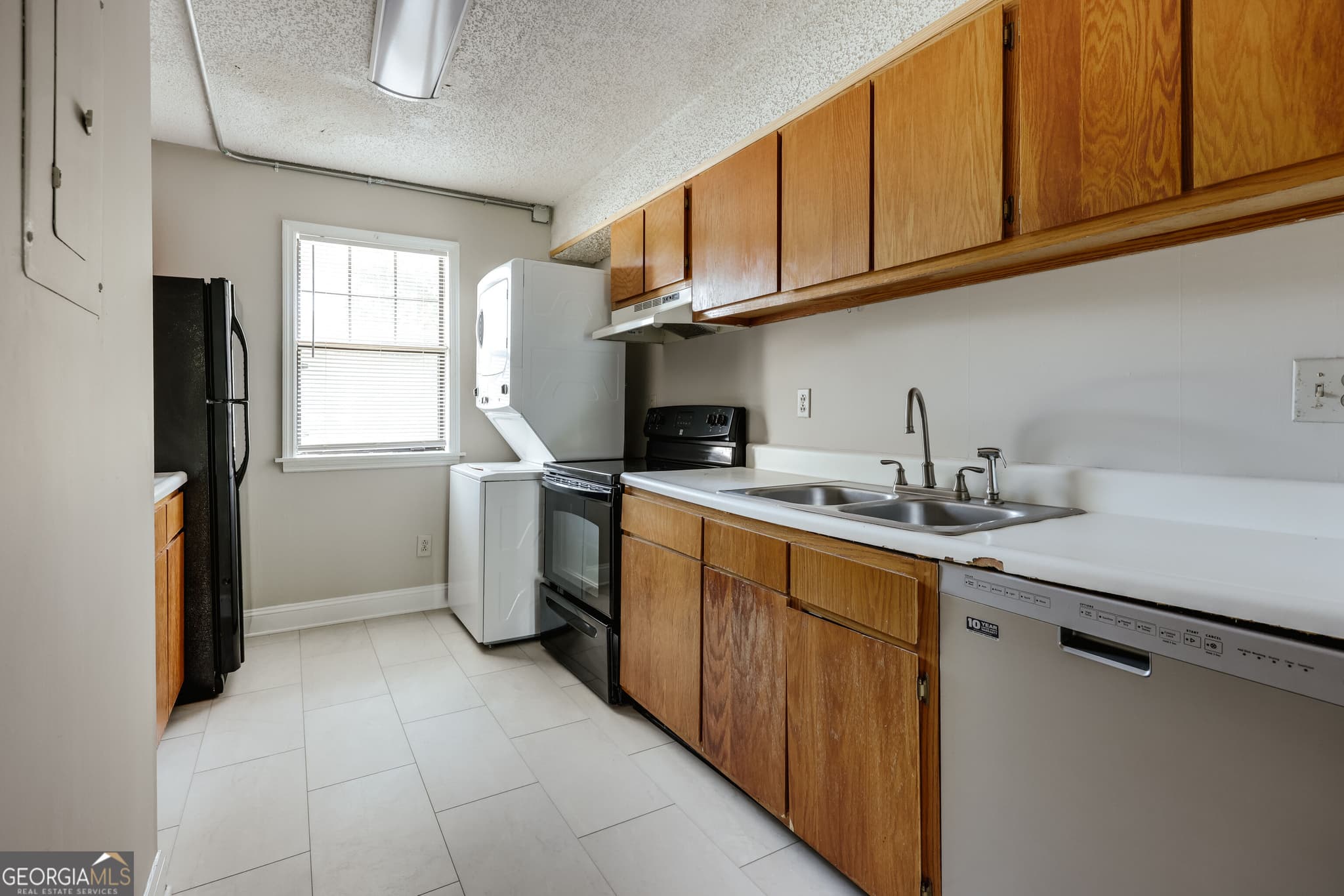 2 bedroom, 2 bathroom, 1,168 sq ft condominium for sale at 290 Appleby Drive 153, Athens, GA 30605 — photo 3