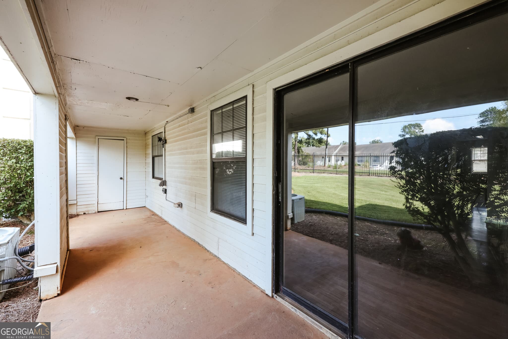 2 bedroom, 2 bathroom, 1,168 sq ft condominium for sale at 290 Appleby Drive 153, Athens, GA 30605 — photo 4
