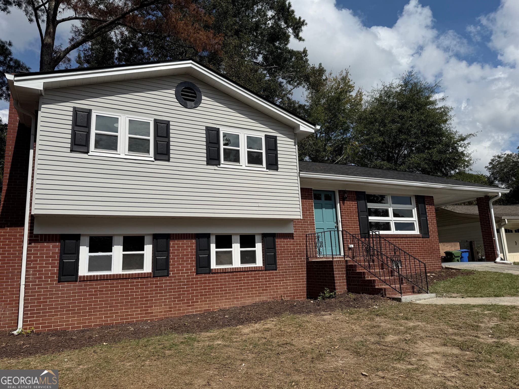 4 bedroom, 2.5 bathroom single family residence for sale at 3229 Vanderbilt Lane, Atlanta, GA 30318 — photo 3